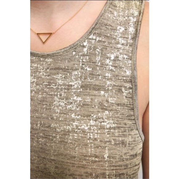 💕SANCTUARY💕 Gold Foil Tank Top with Back Slit Small S NWT - Picture 4 of 15